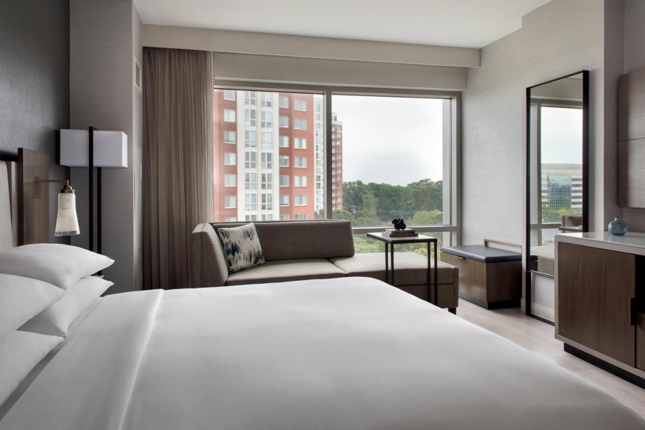 Bethesda North Marriott Hotel & Conference Center Exterior photo